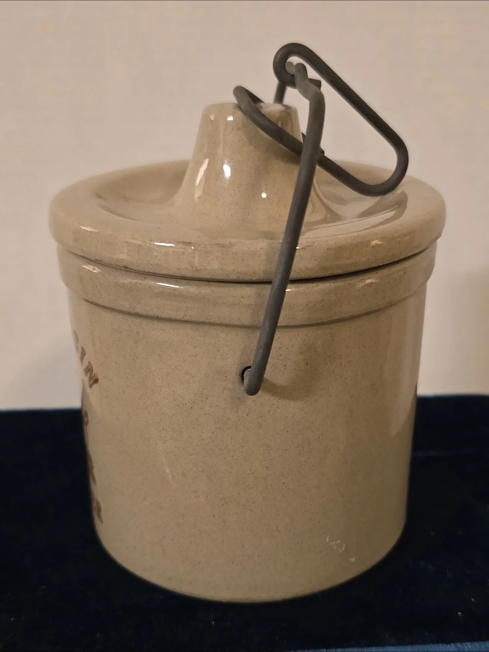 Vintage Wisconsin Pioneer Stoneware Cheese Crock with Lid & Wire Bail